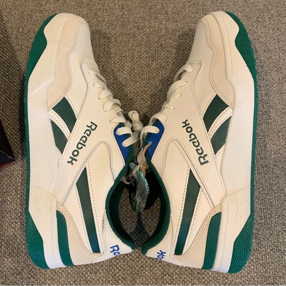 Reebok Court Drift Chalk/Green New in Box